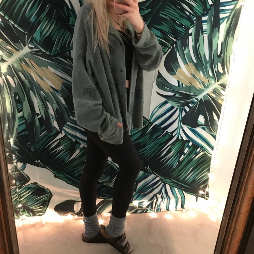 Adorable vintage sweater 🌿 - Picture 6 of 7